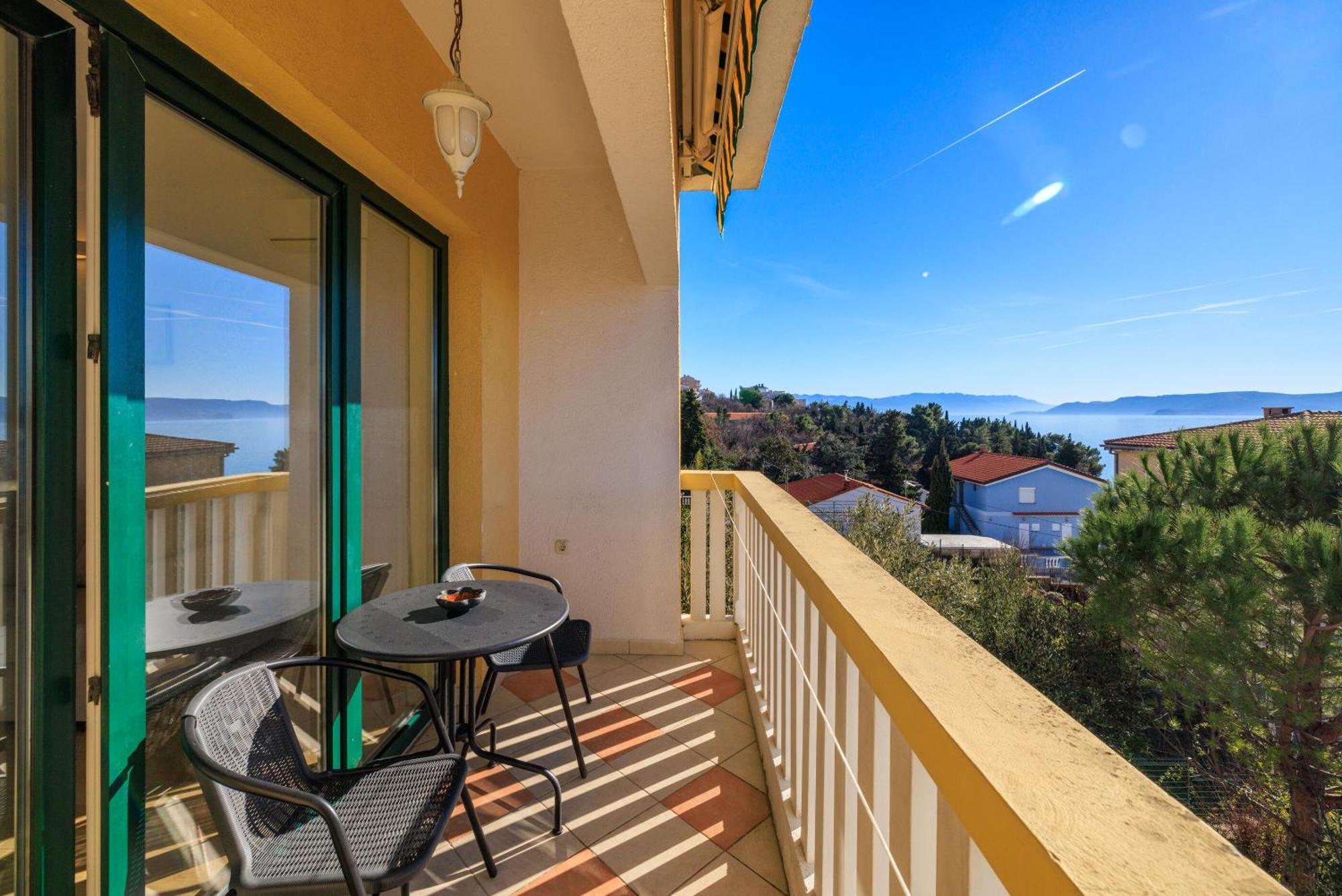 Apartments Neno Crikvenica Kültér fotó