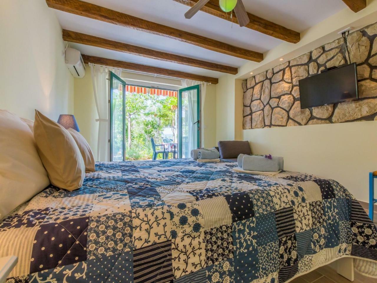 Apartments Neno Crikvenica Kültér fotó