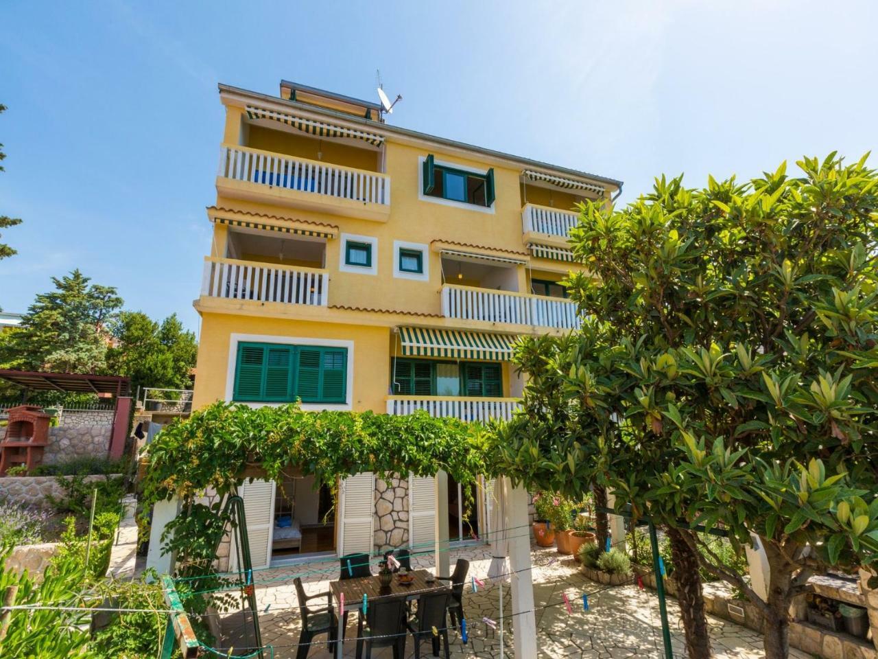Apartments Neno Crikvenica Kültér fotó